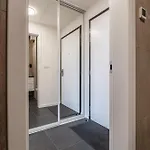Апартаменти Zwirn Centre Apt, 2 Parking Space, Business&pleasure Братислава