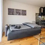 Zwirn Centre Apt, 2 Parking Space, Business&pleasure Bratislava