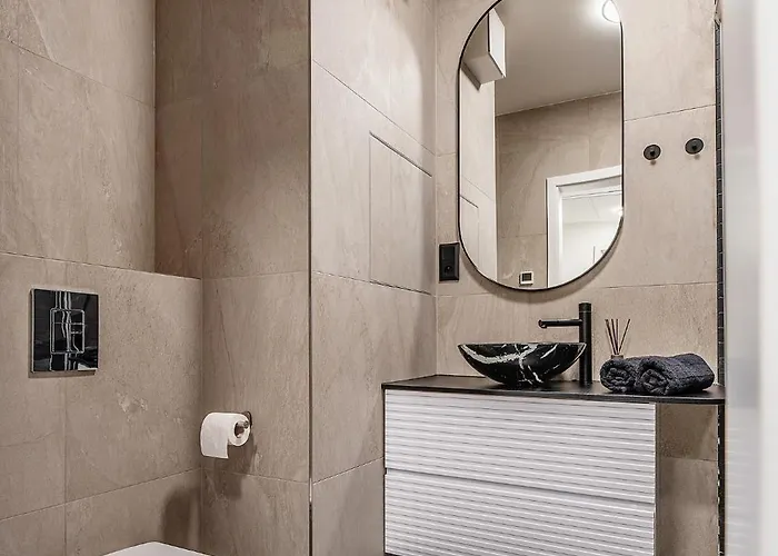 Zwirn Centre Apt, 2 Parking Space, Business&pleasure * Bratislava