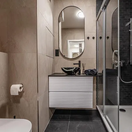 Apartment Zwirn Centre Apt, 2 Parking Space, Business&pleasure *